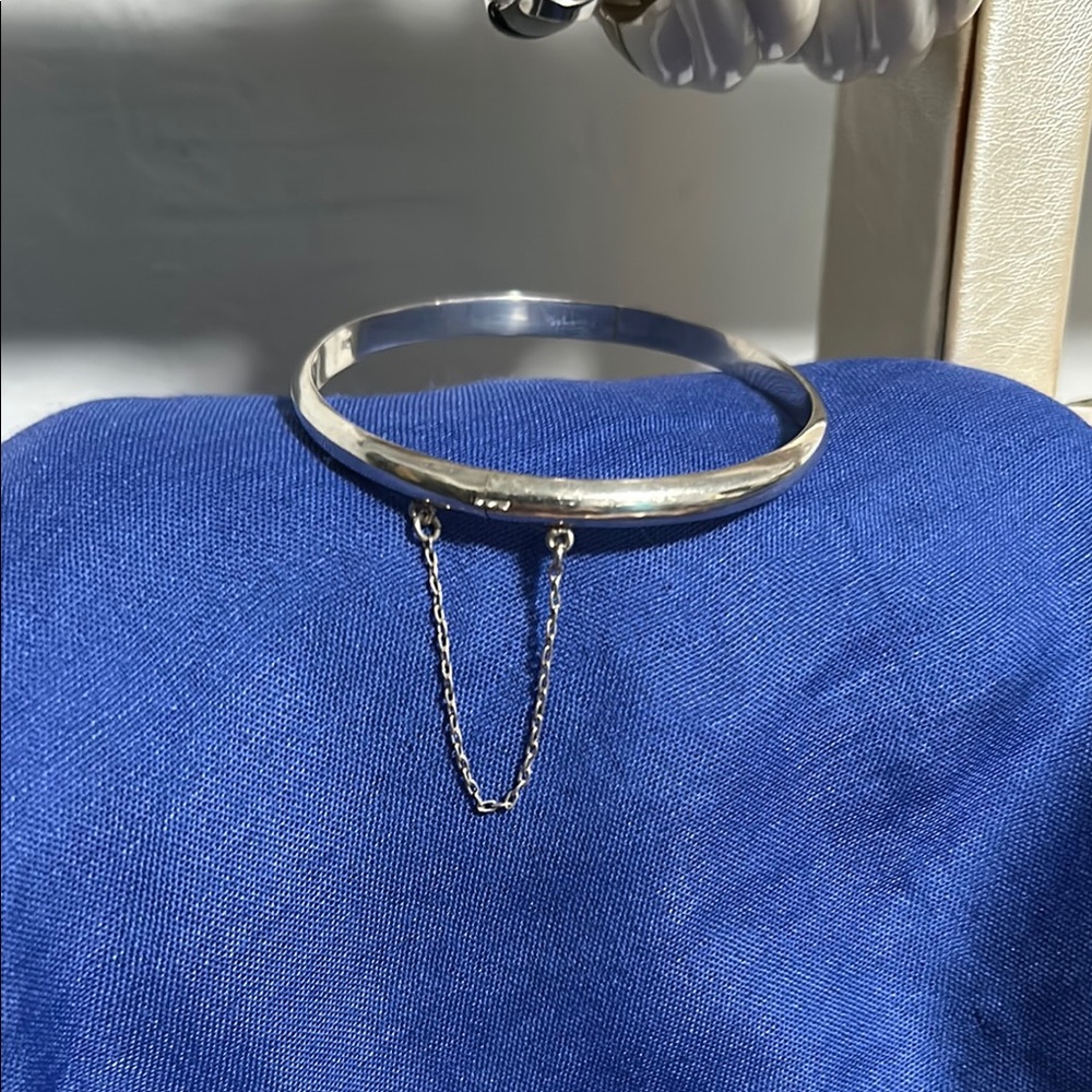 Silver Minimalist Bracelet with Chain